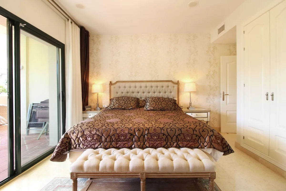 b9dffae4-abe7-42f0-8c4f-776e76d1baf8