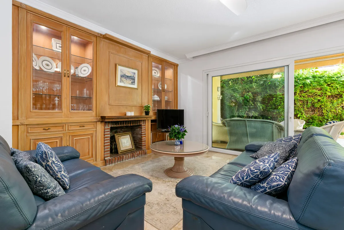 5f04897c-aca9-4054-8d46-cb1b3cbe7b0f