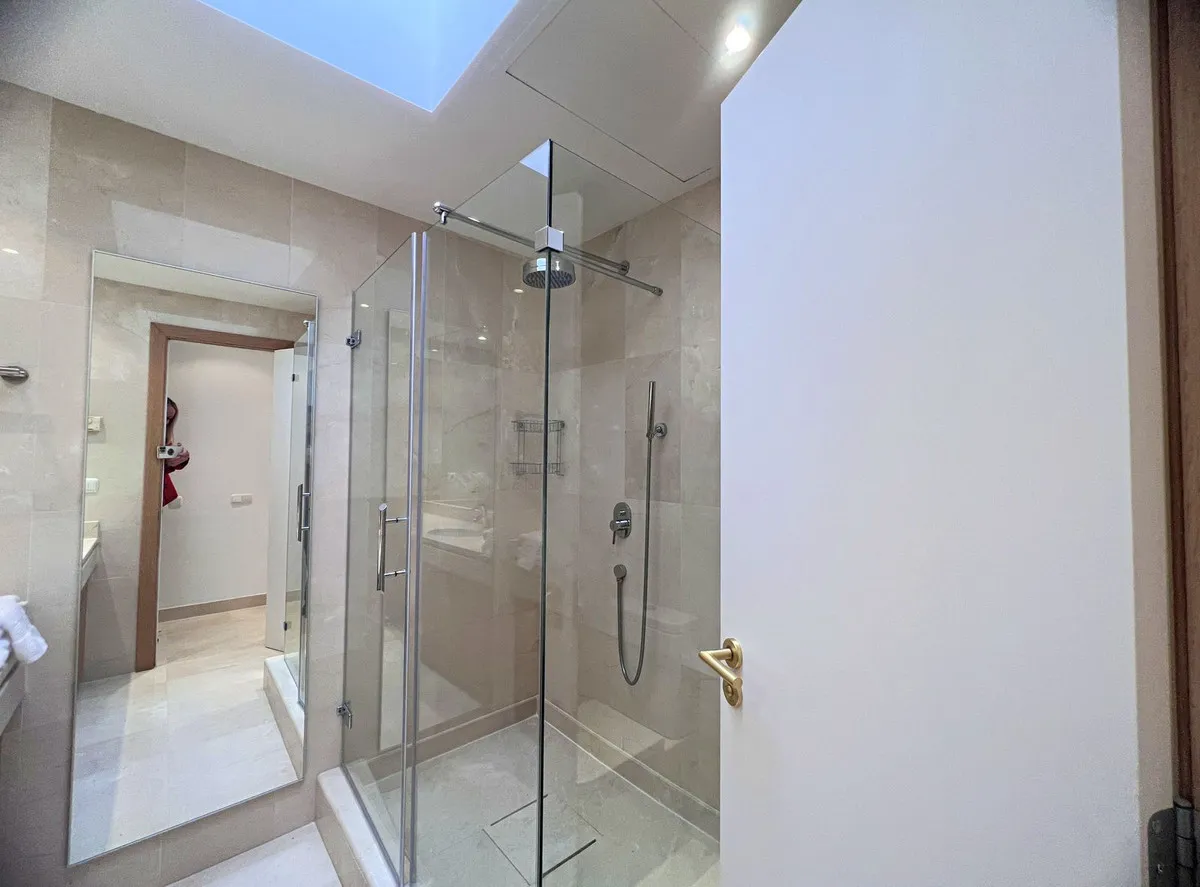 de4d6cfc-5f7a-4f24-9f87-8df21b2a536c