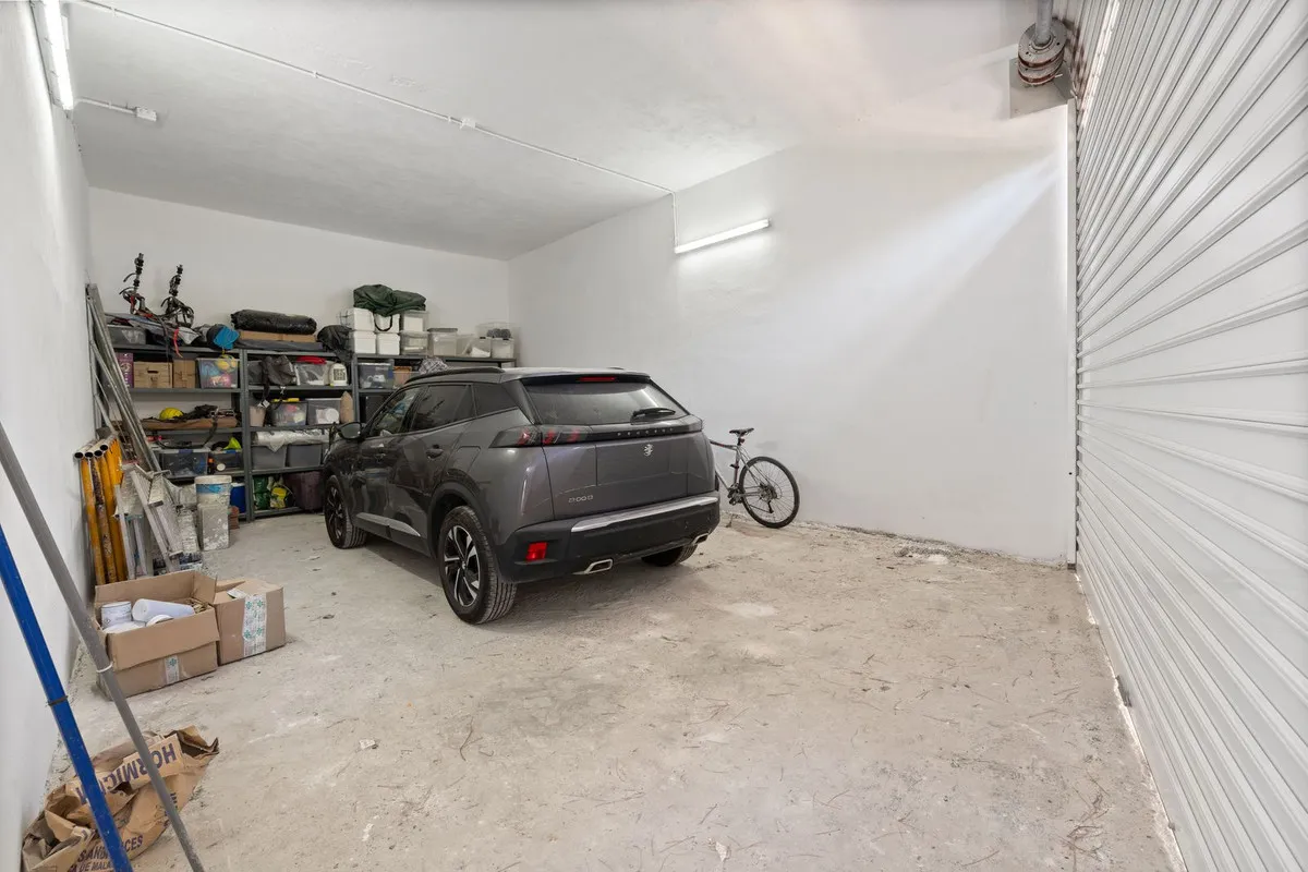 8f7b2b74-3719-41a3-b4d6-f1c1963bc548