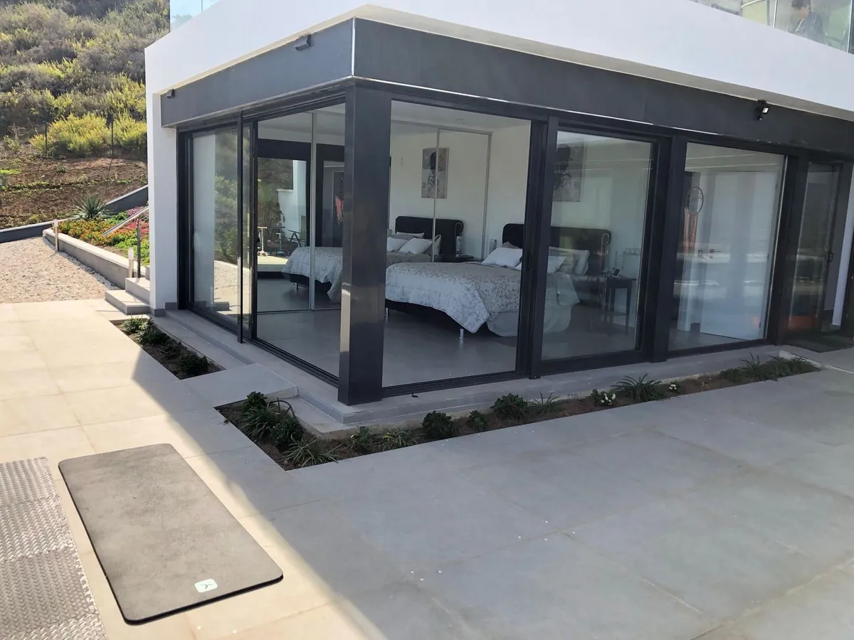 692cda75-4ac1-4bf0-b8e8-d7d6e1eb49ad