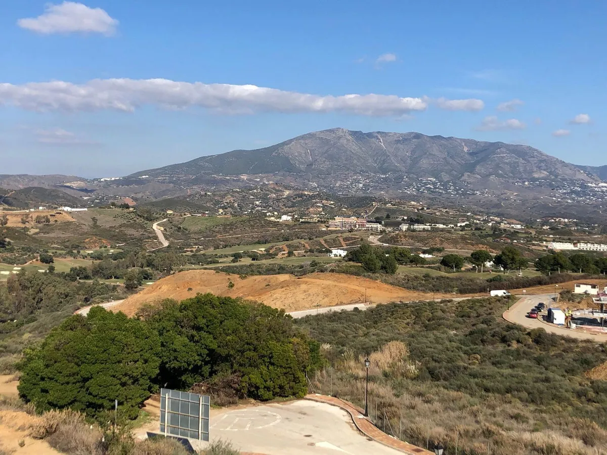 c85f0587-e3b7-4037-9c7d-f673ec222bb4