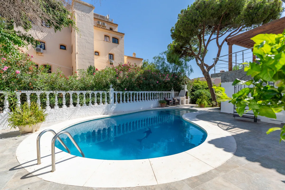 20c168f3-2e5c-4e0b-a74c-f034098369d0