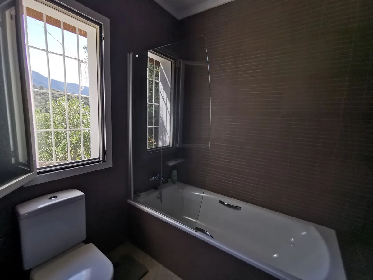 f504d6b4-672b-48f5-997d-b611c936d5c4