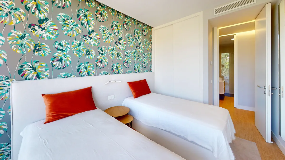 6bd18c78-0759-458f-9cbd-09274063b8aa