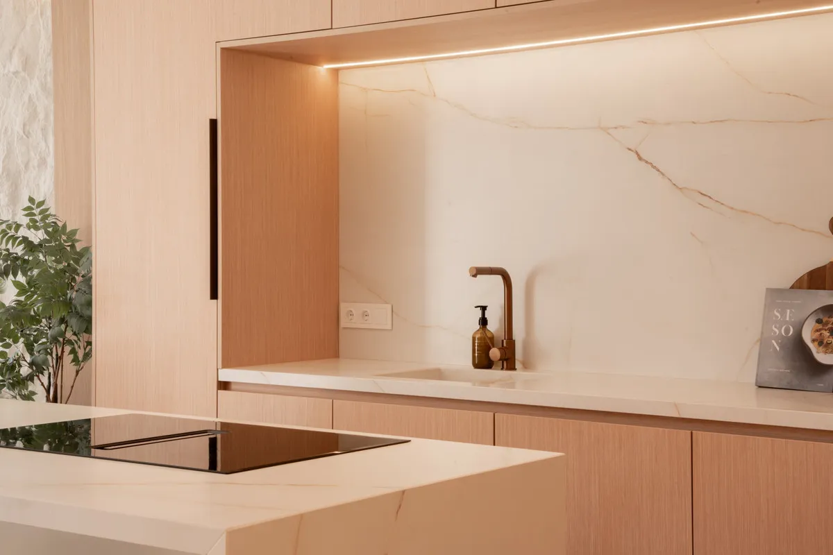 27dac081-b0ff-4aab-b64d-b42e99917b01