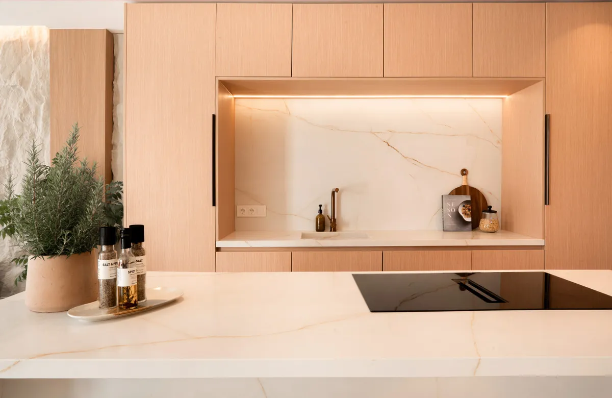 2aa46ae0-f29b-4c61-b73a-ed1ff012795f