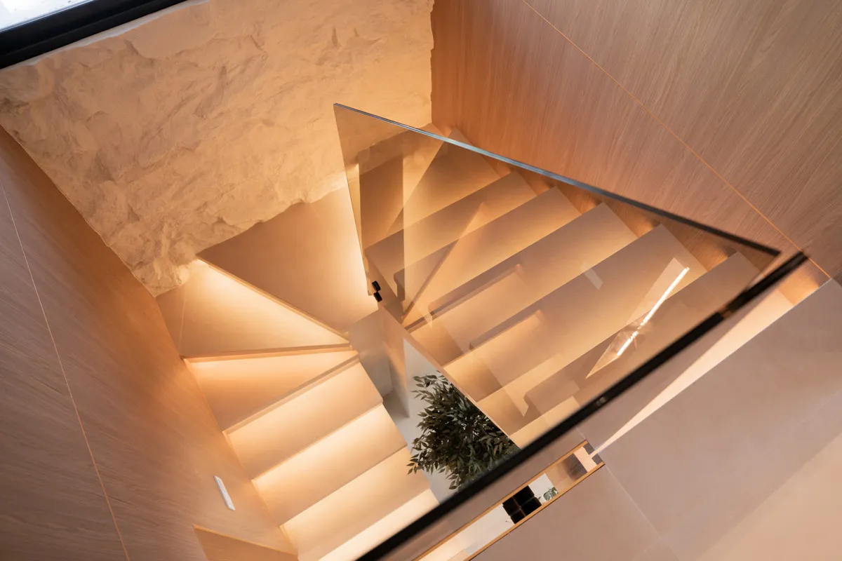 5c88f828-9a3b-40d8-bd2a-ee864712e330