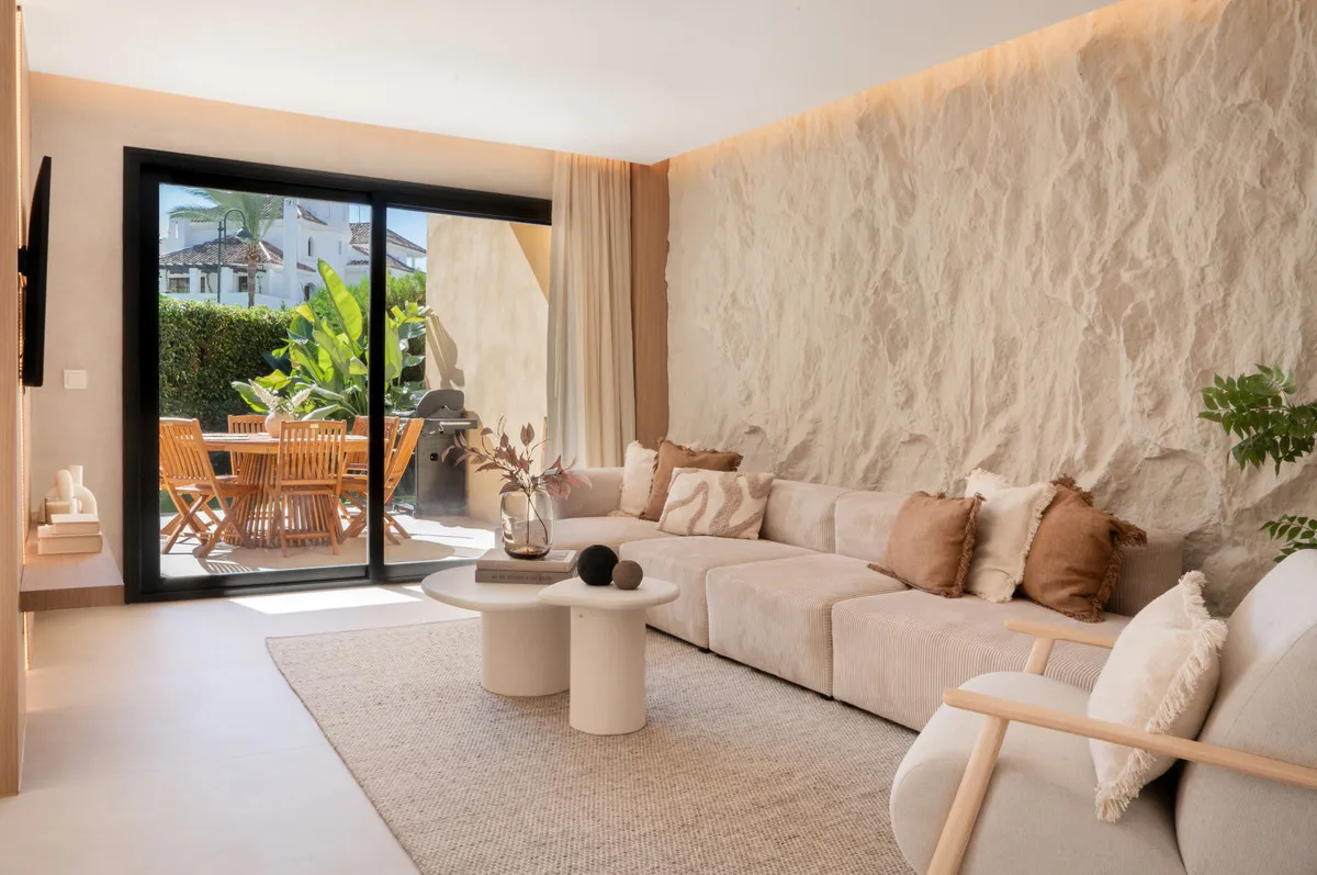 8c6ff62f-bf72-4596-973c-0473df3f44ac