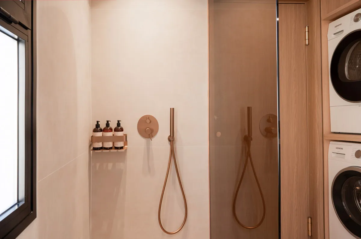 baae1f83-cbac-4d6b-acc2-00805ce91c56