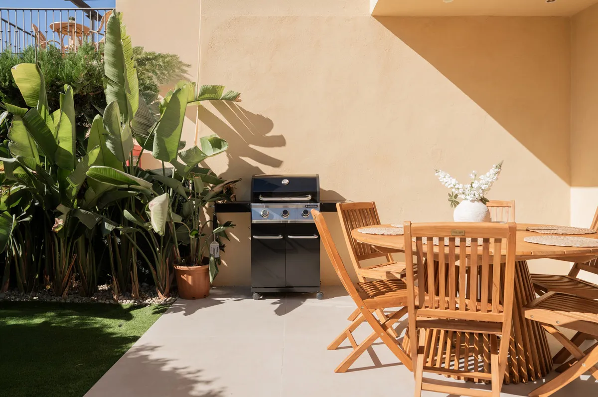 e6c3ef86-a408-4e16-be6f-3ce7b5576538