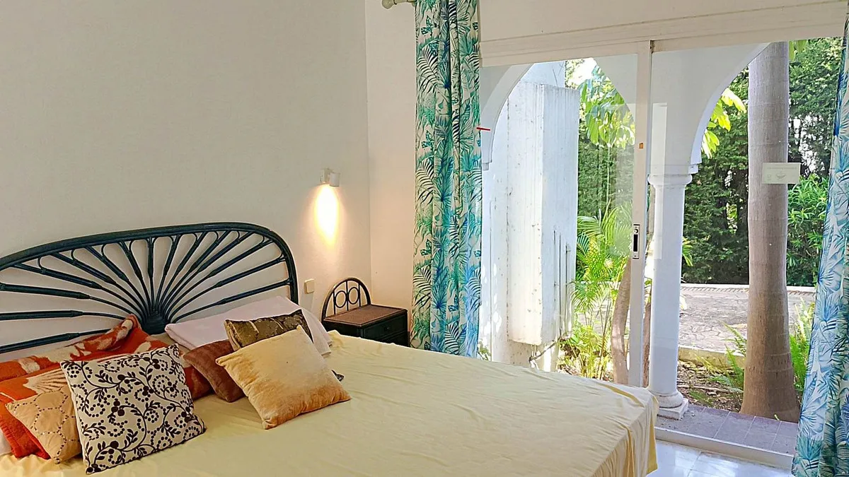 06566232-7084-483d-8afe-2760cb0122c2