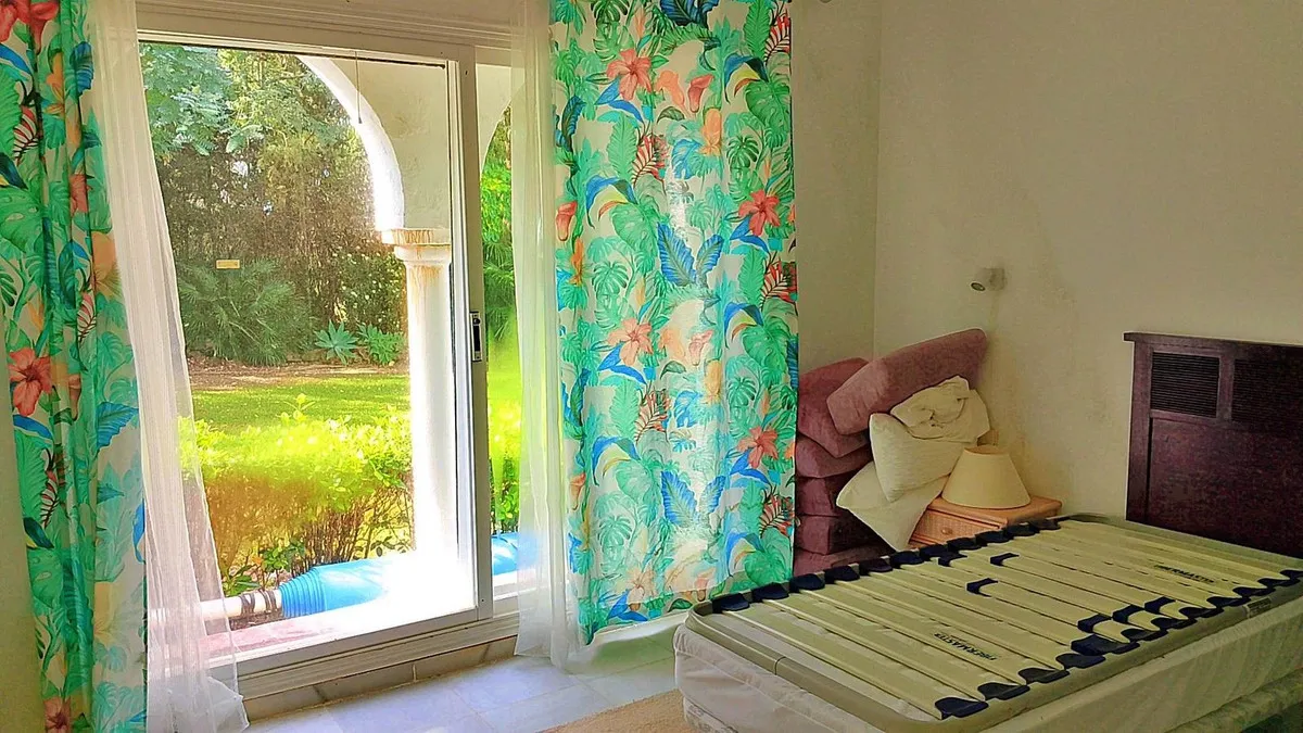 3be0f8f6-1e5a-4b75-8889-1b95ccb0424d