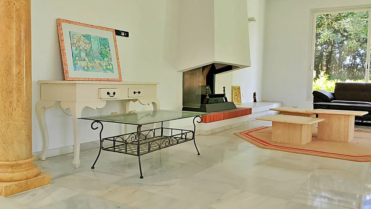 56774466-828c-44c7-b932-f6145a3916fe