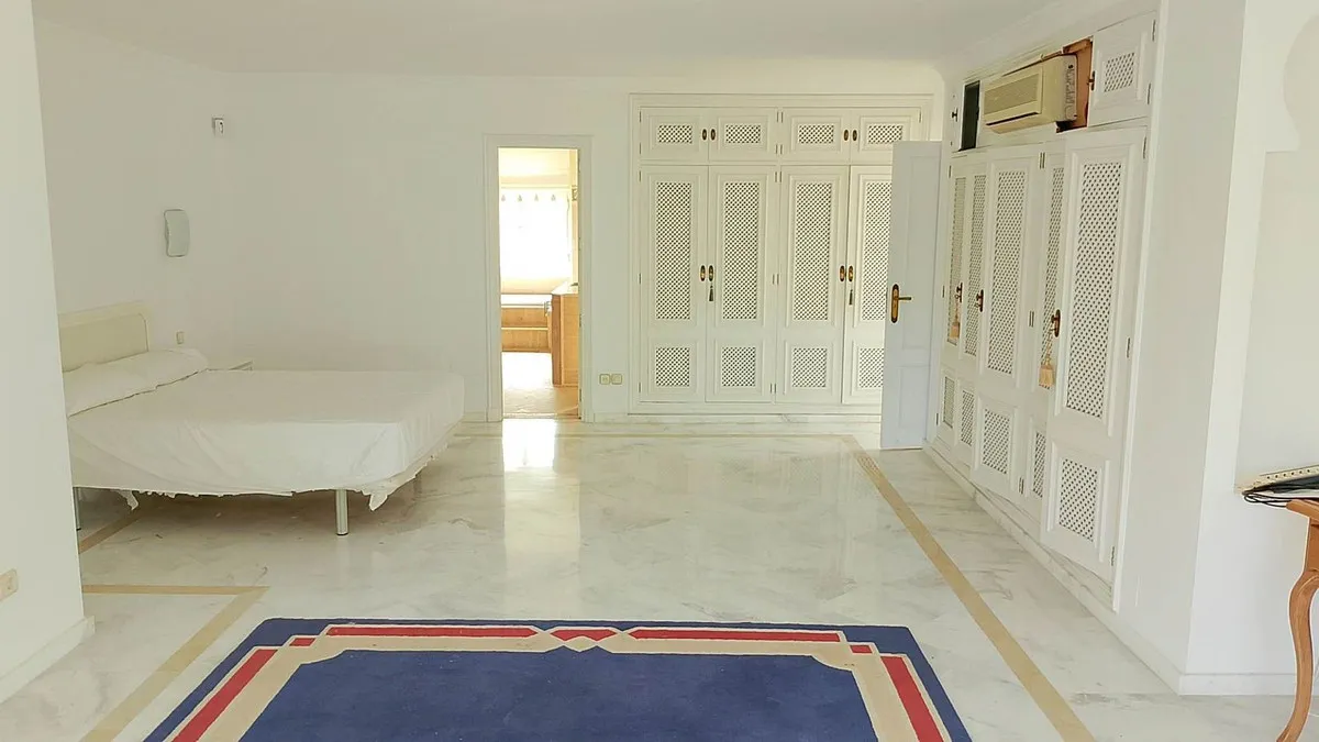 779397d9-86fe-463b-86b6-5f0d2292e541