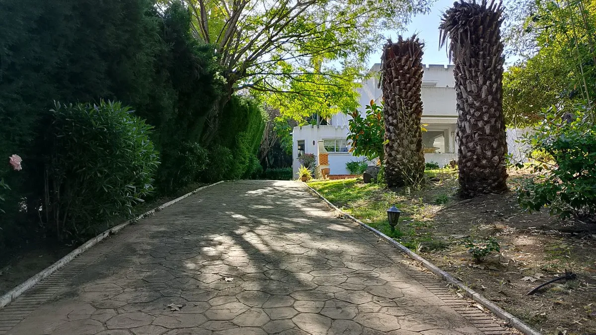 94bb4322-36b3-4b72-8ee4-3052280edf6a