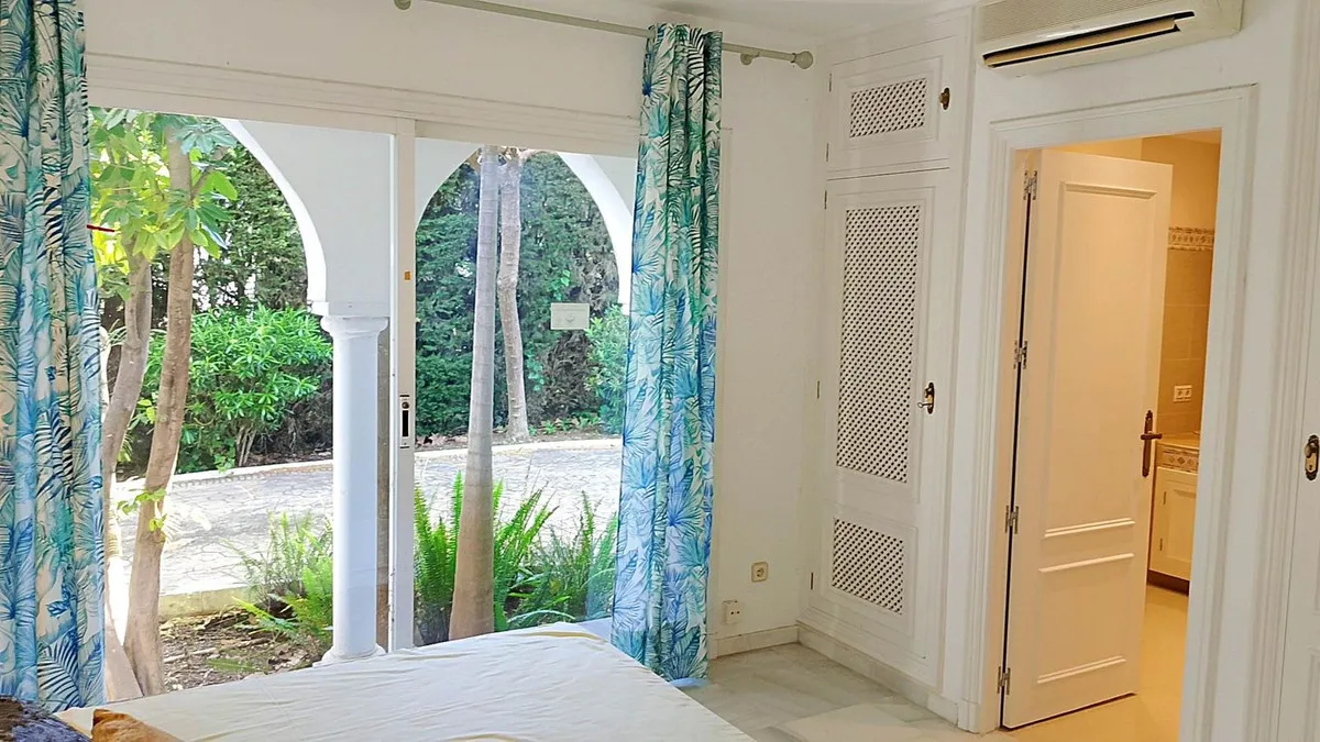 b4ebc13e-4e85-46ec-bc26-1a39f56ac134