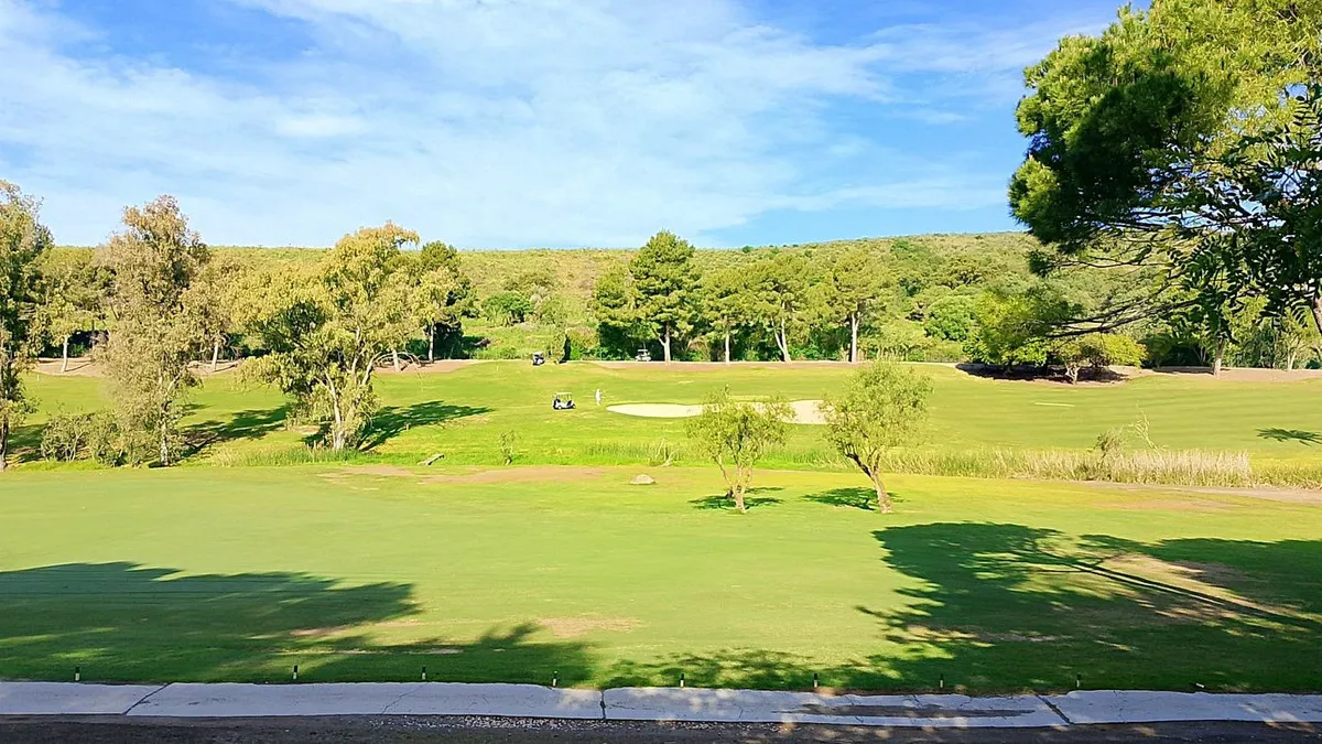 e0608faa-d102-4dc4-b586-f8eb39ef9c39