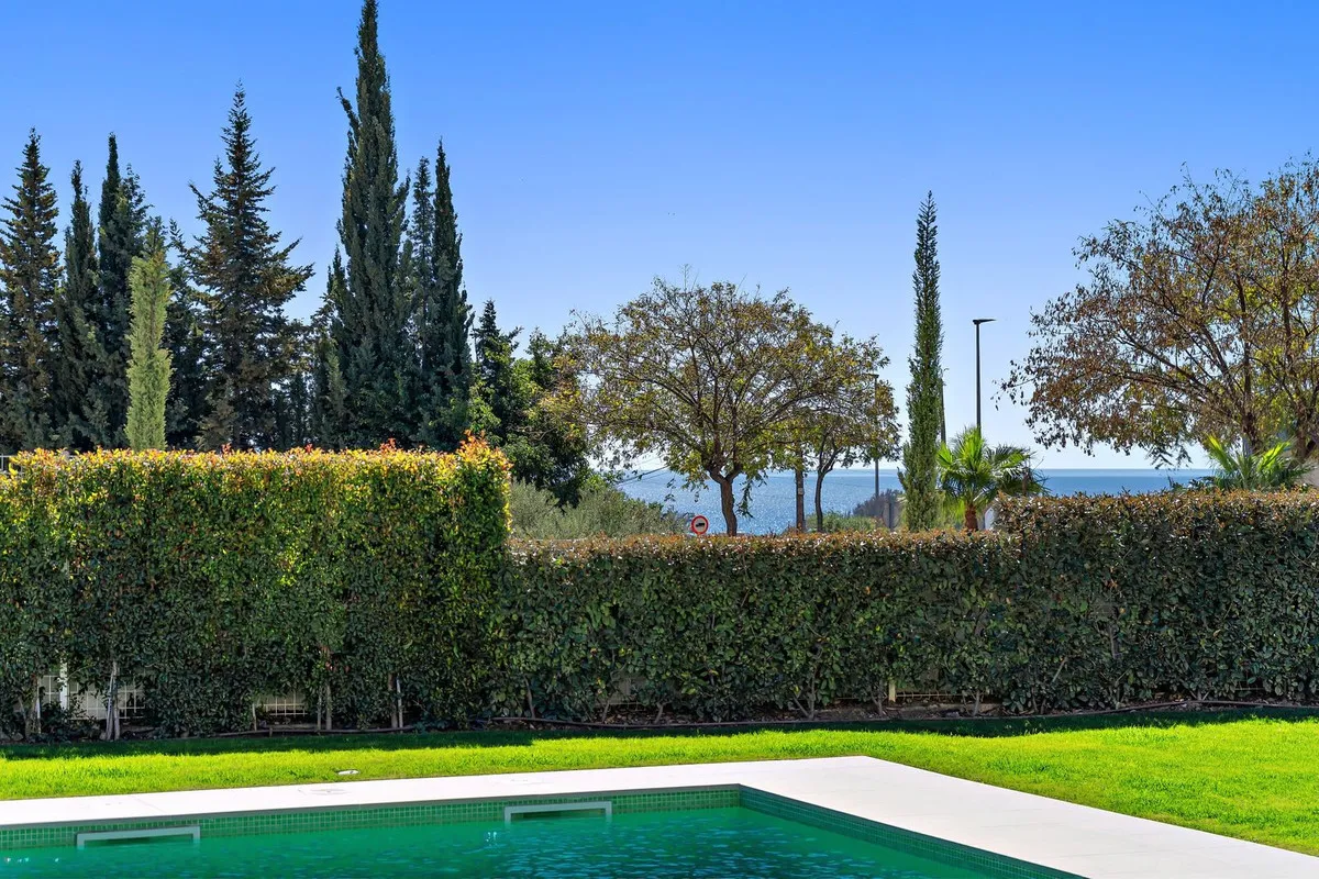 1c012709-4d5c-4001-93ad-7b40eb3f2511