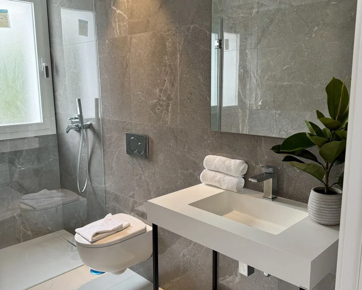 10547654-cff6-4576-b36c-343d4e6539f8