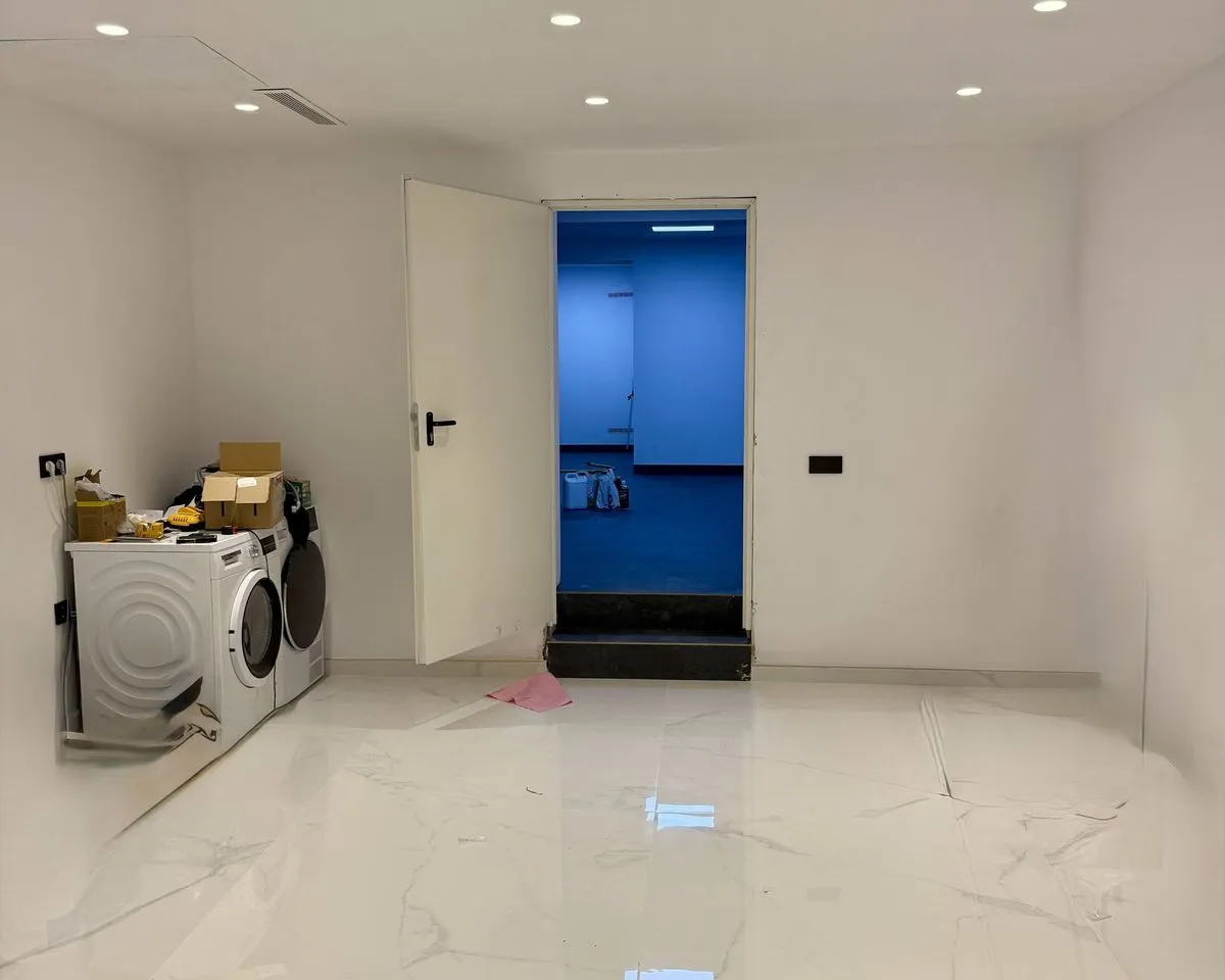 1c03d823-23ac-40b5-a47b-426dfb784a61