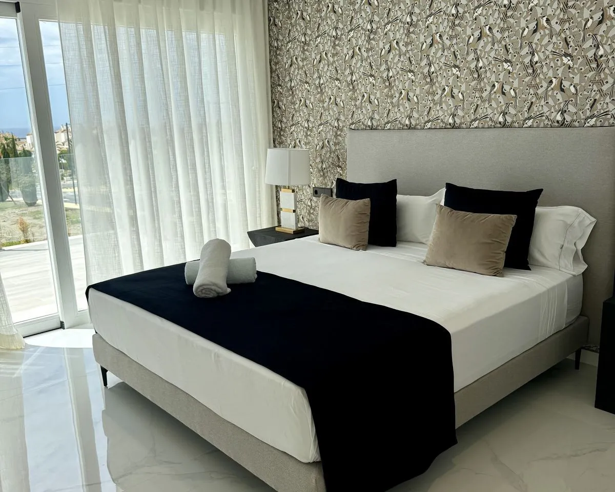 693b76e0-c74d-409e-b7f6-cba74aaacb0a