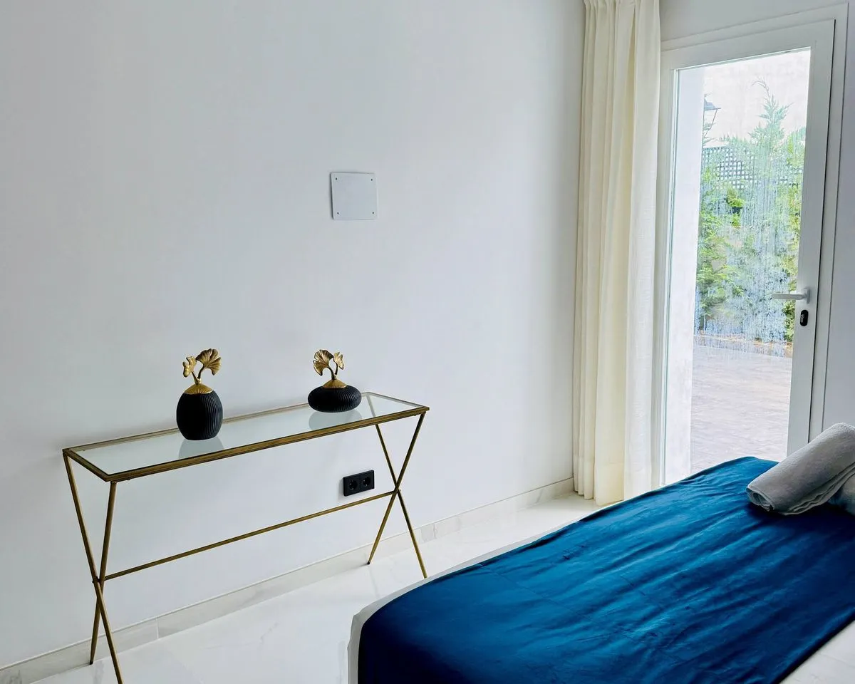 794c45c1-b8a4-4f6c-8fe5-5a4e537c6ee0