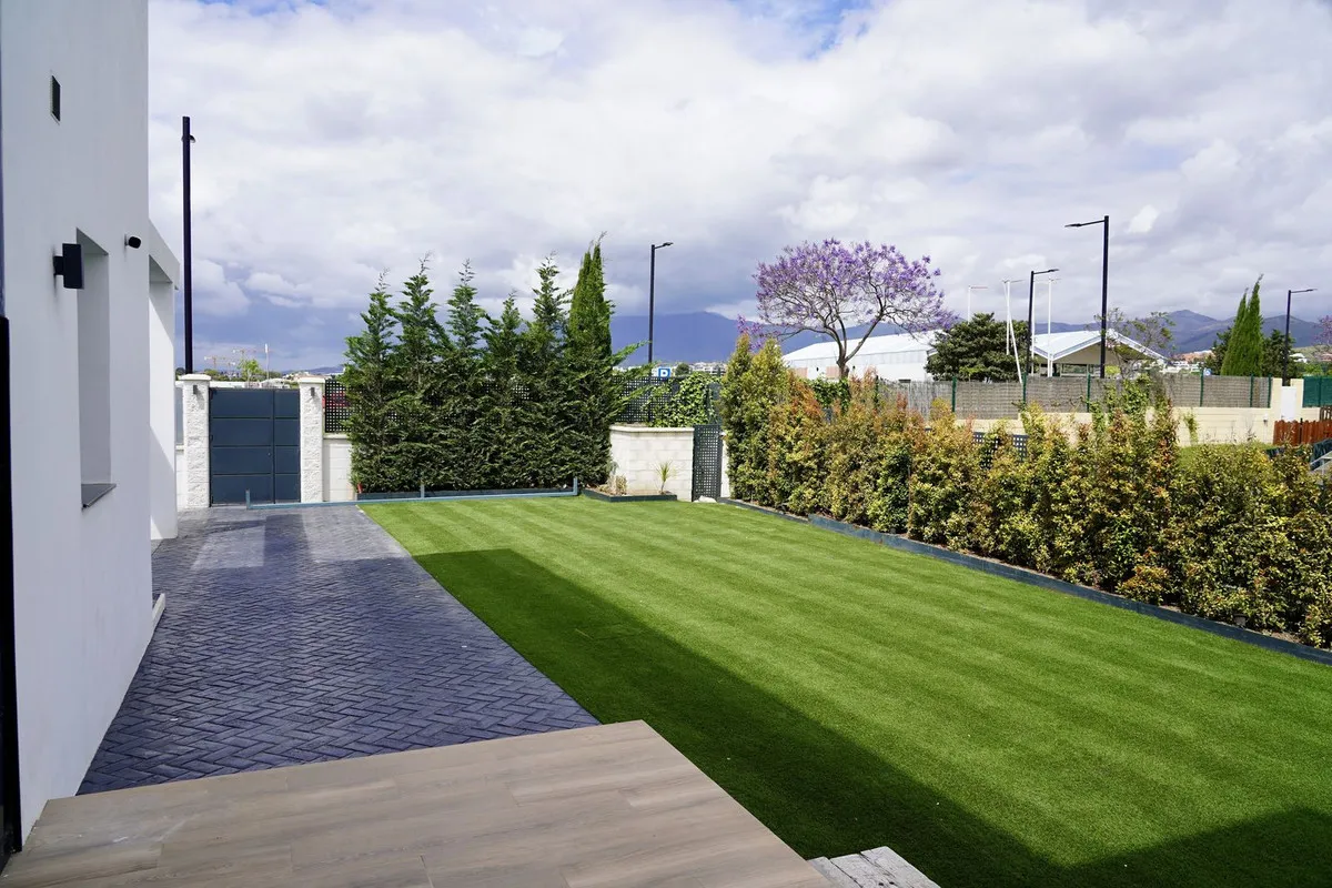 c89ade24-c76c-405d-8c23-b075ba5326e3