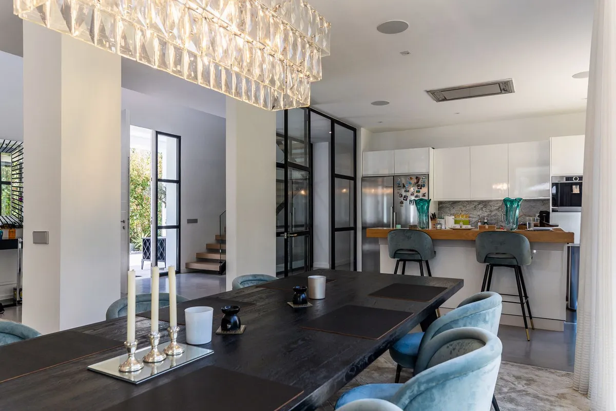 6927b587-a024-4b69-982f-65cab9bb4325