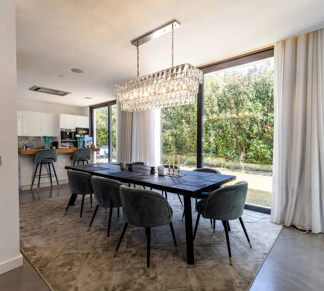 d05609ce-410f-4627-bf4a-a2187d4d4180