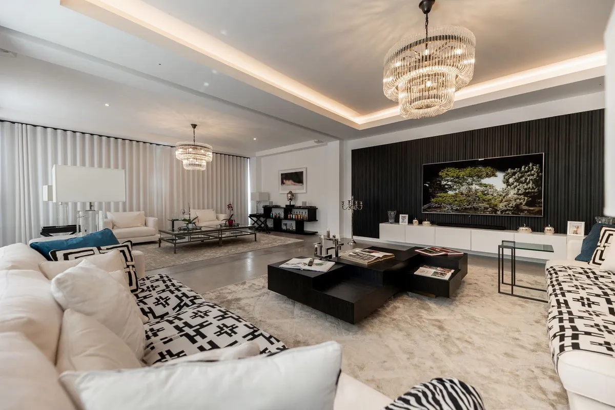 f1941394-8854-40a9-936e-0215bedaf162