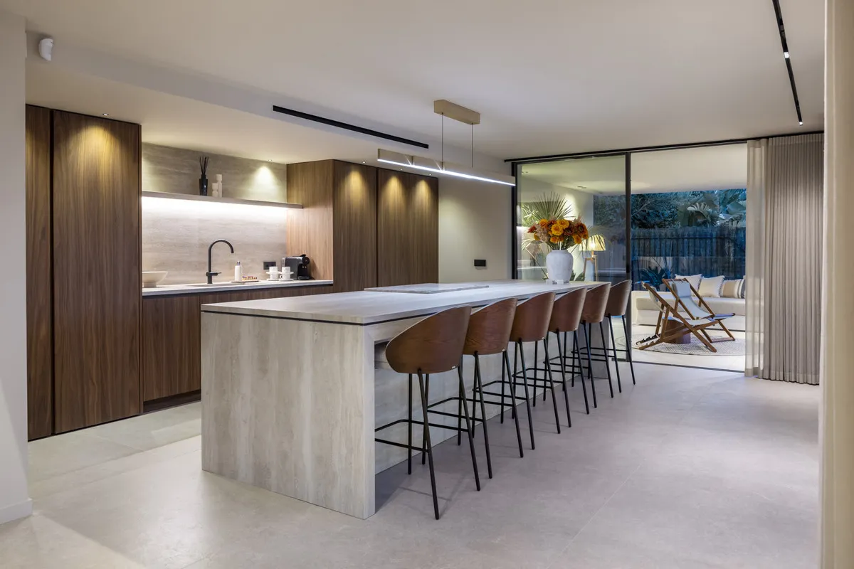 11e694e2-2696-43de-9119-fd6295f75f9f