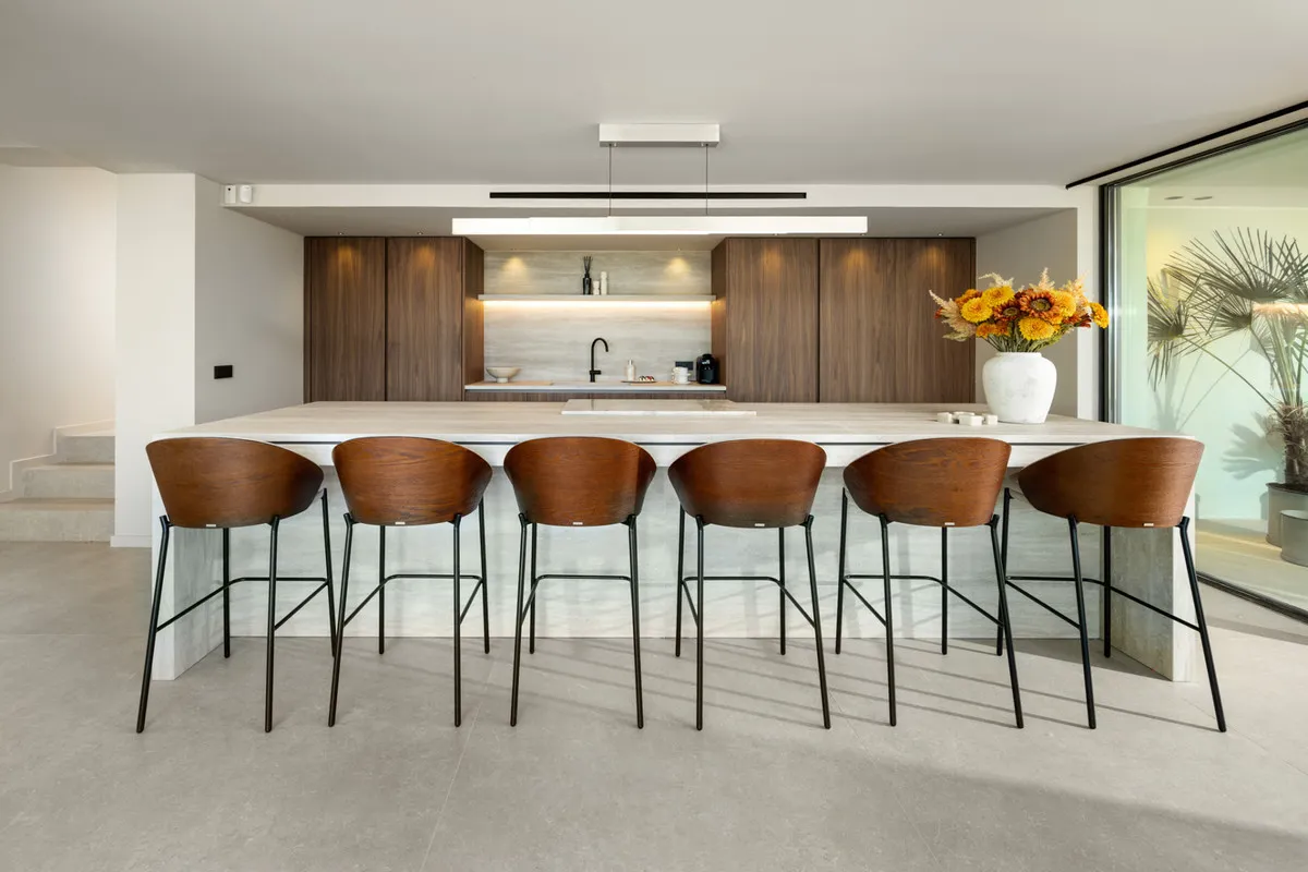 1729ead3-df15-4b1b-b9d0-11756ebc34a8