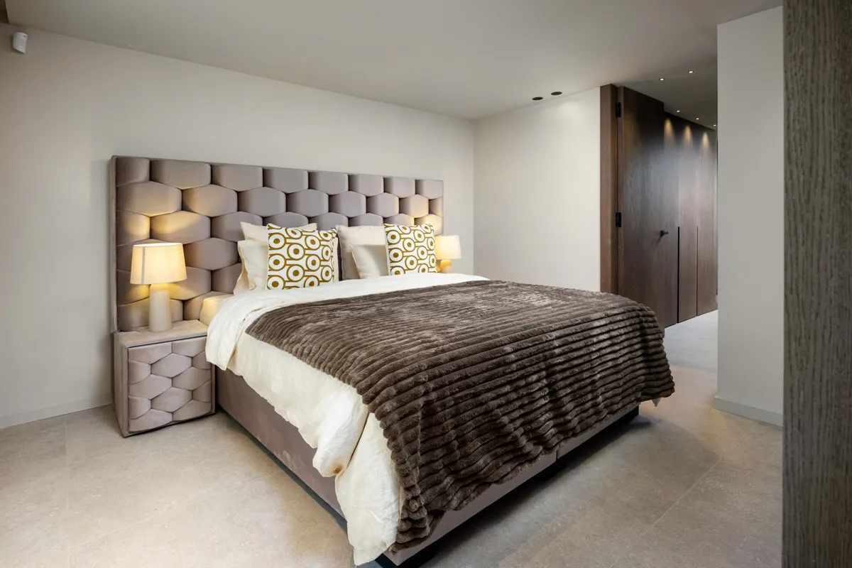 58aeb9c5-f752-433c-8b9e-1d8a9108d8a3