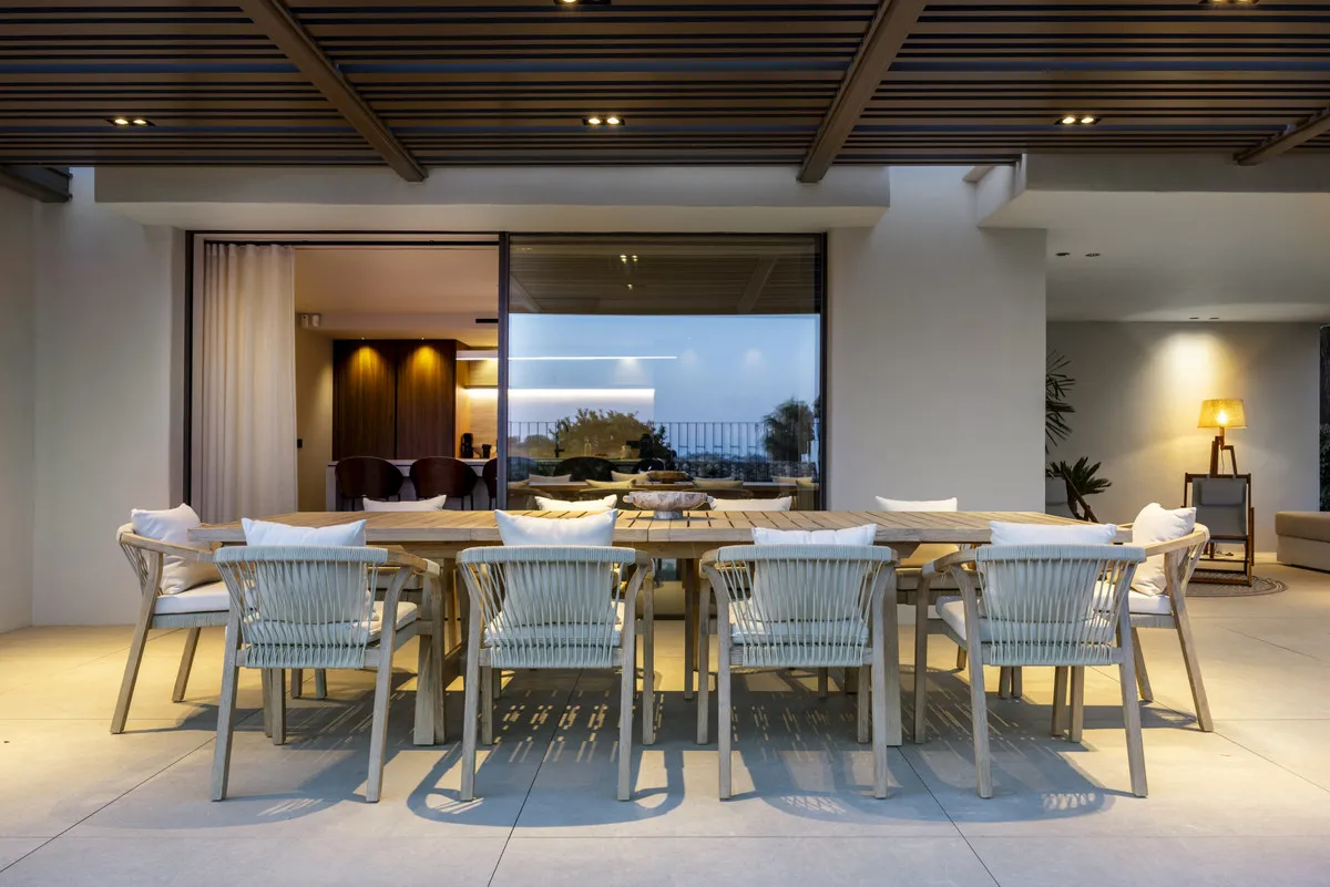 e2ccaf60-d938-419c-8391-ed2c671f8e92