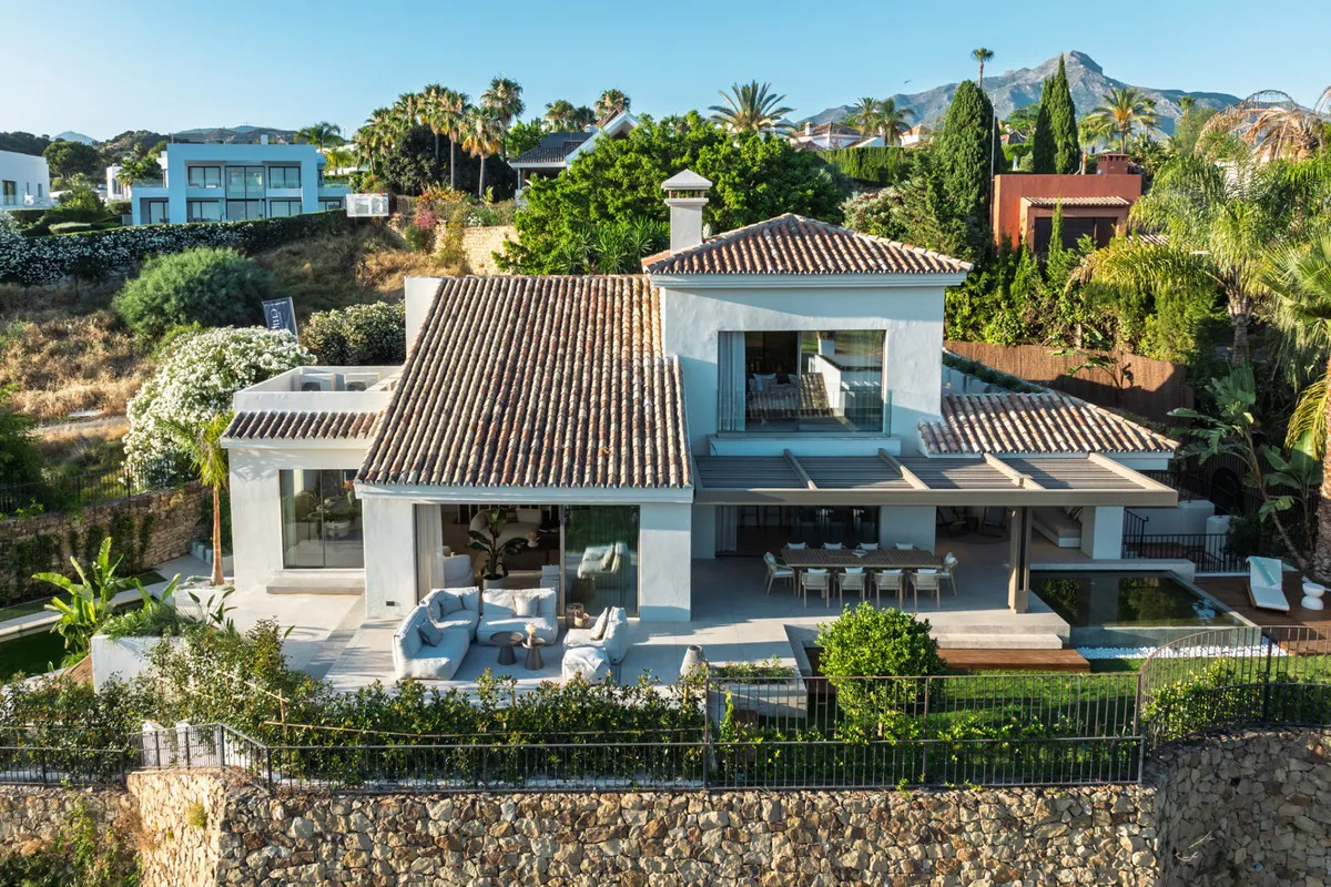 ef6eb9bb-8efa-4097-ab31-b10002e80af1