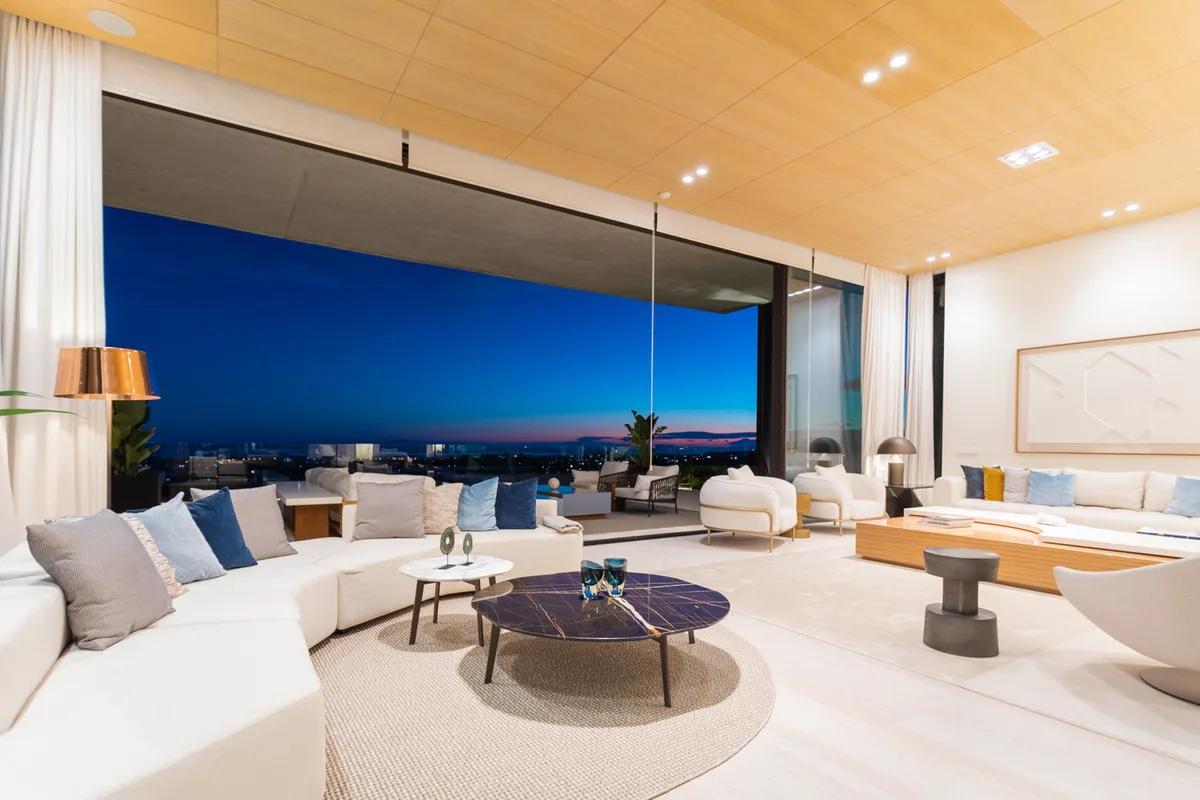 6fee9c77-f6bc-4a1a-9e07-8203b4b2e01e