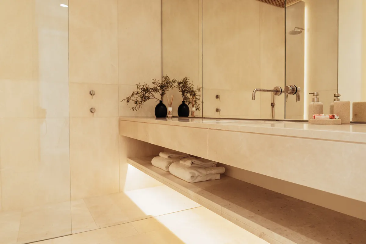 bdeeaf54-f754-46dc-9a0d-f9740d223d6b