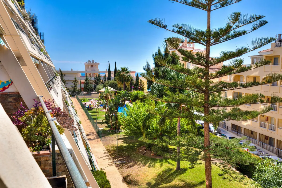 00282000-4f9e-4620-ac3b-4d0cccb74ecc