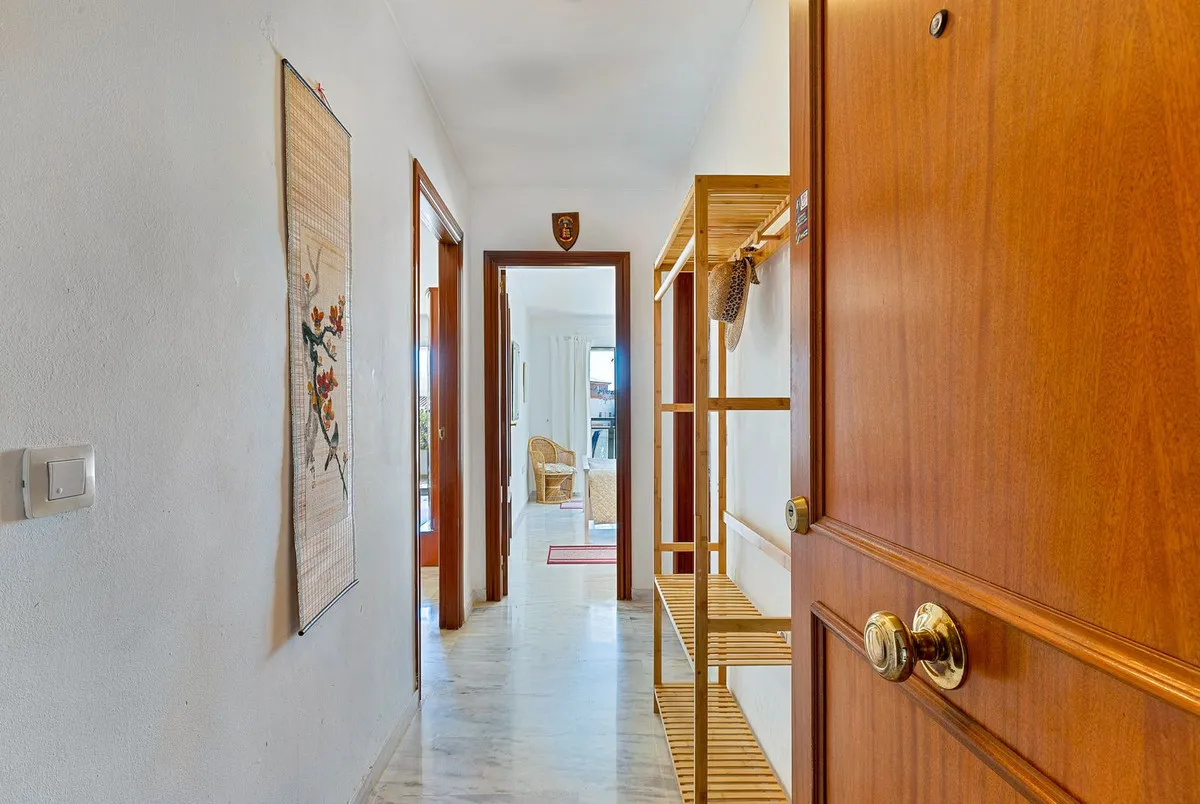 ce9e55a2-08d4-412b-883c-d6d47fc4a8b0