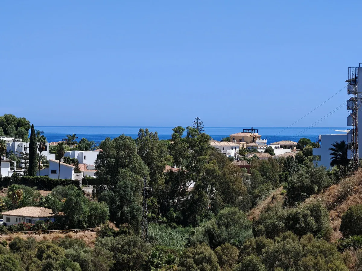 2335e4d2-5734-4ef2-848b-6c2ba2747530