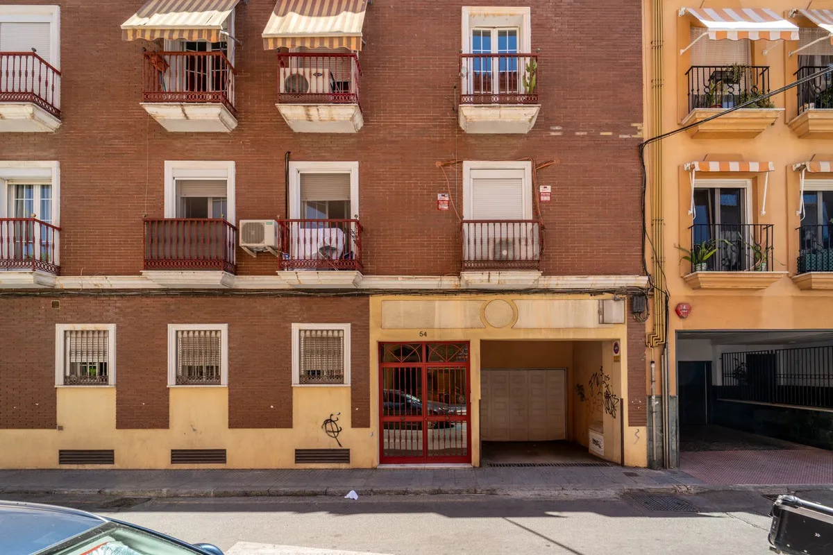 a07f0059-0c72-4dd9-a229-3e97790bd181