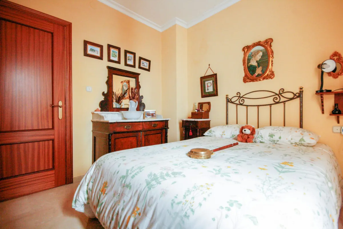 f901aef5-3a12-4576-9658-9da8ca568eb6