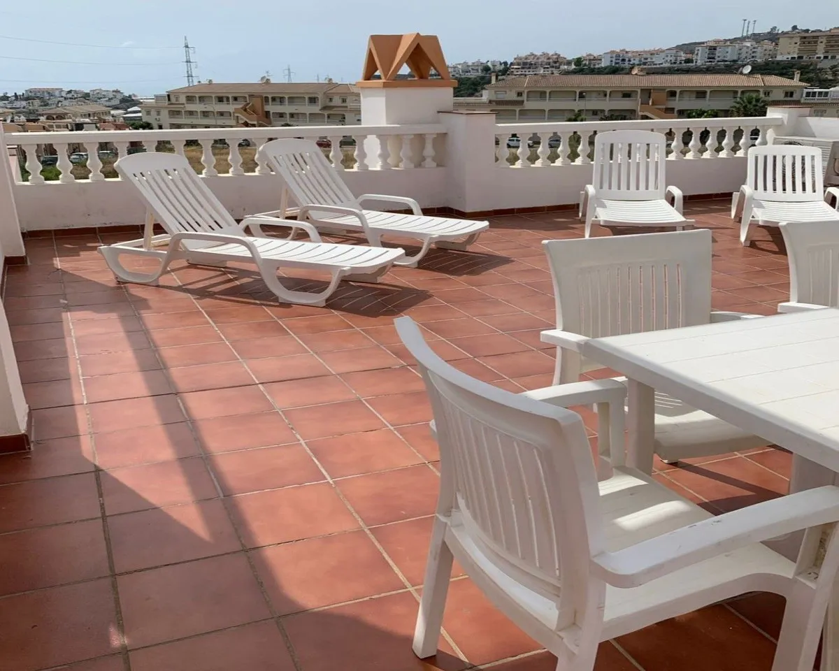 498cedbd-92c3-4dc6-8353-6fa7471fe25e