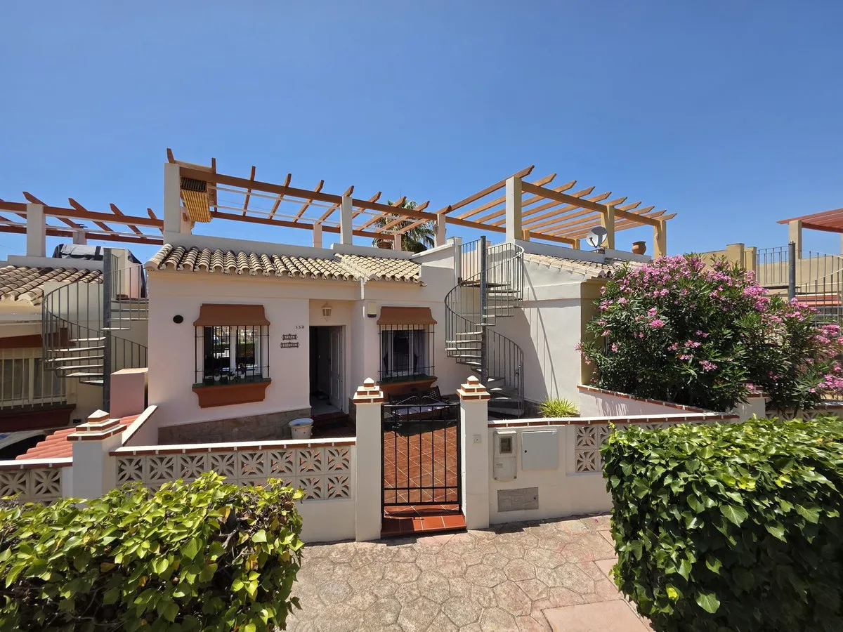 4b8f8e65-3e84-4e50-a83b-b45ab52c8e33