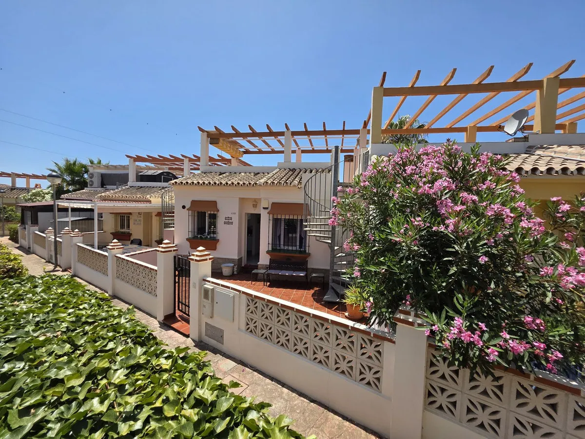 ae6b82ee-a498-4db0-884b-0fa9f5547d40