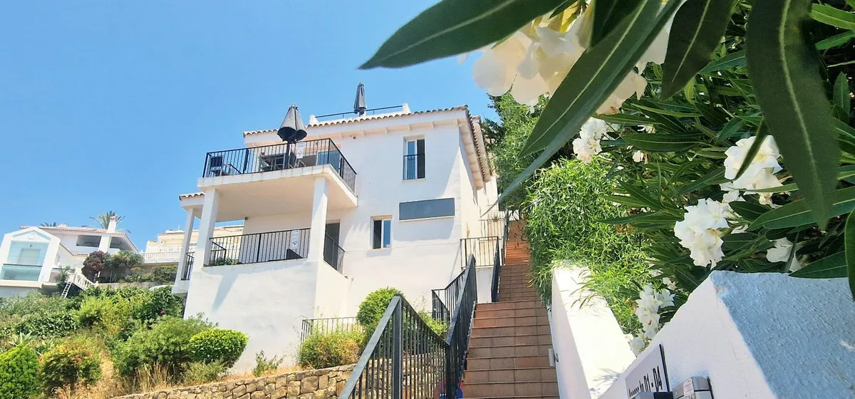 b72a356f-6caa-47d7-a563-629e8c5c4704