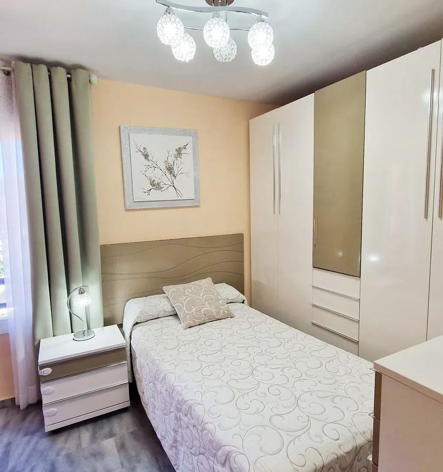 1d73ca87-5f5c-4443-b700-53a844daf83c