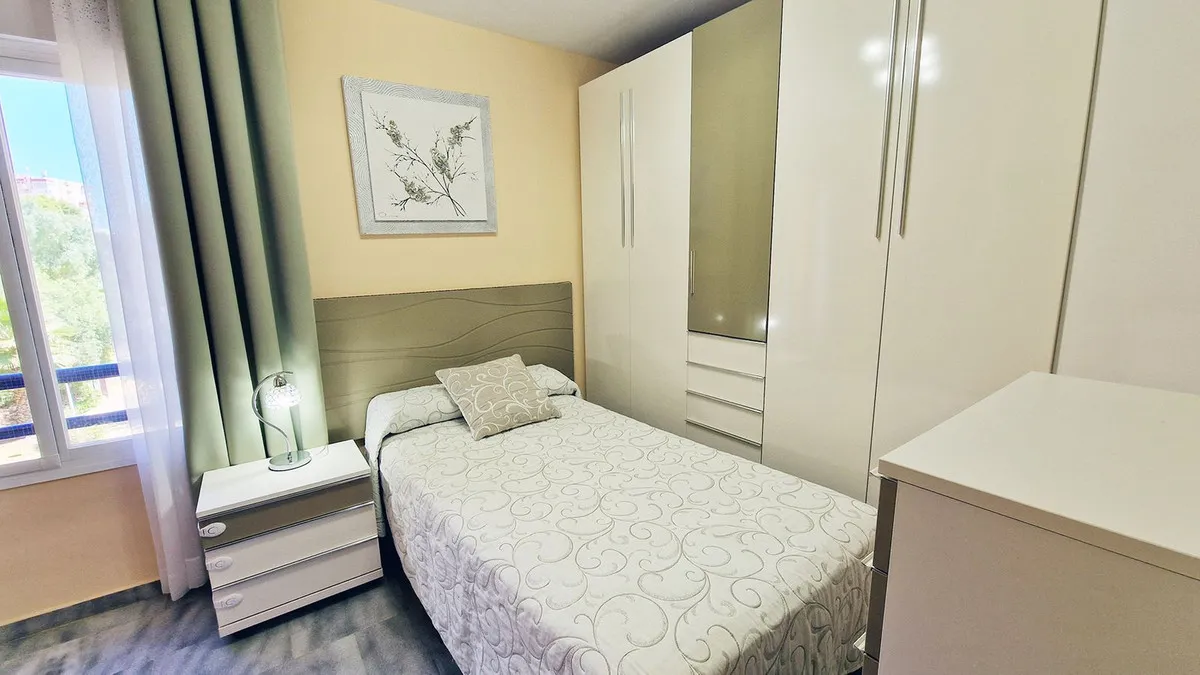 c5e546ea-7165-4d41-995b-58bbbbeac34b