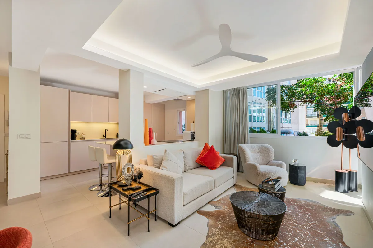 21c77b7a-a76c-4ffc-b800-e6de6f757137